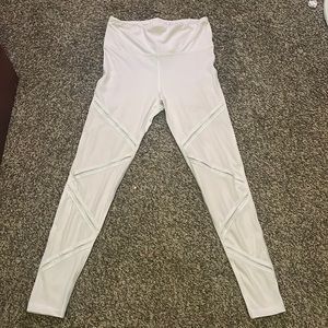 -Athletic wear -Leggings -Medium